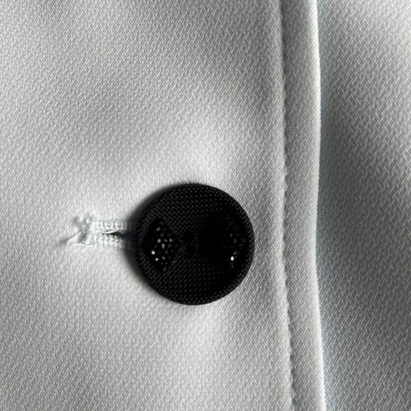 La Femme Ice Blue Blazer w/ 3 Buttons - Suit Studio NY - Size 6P - NEW with Tags - Picture 7 of 10